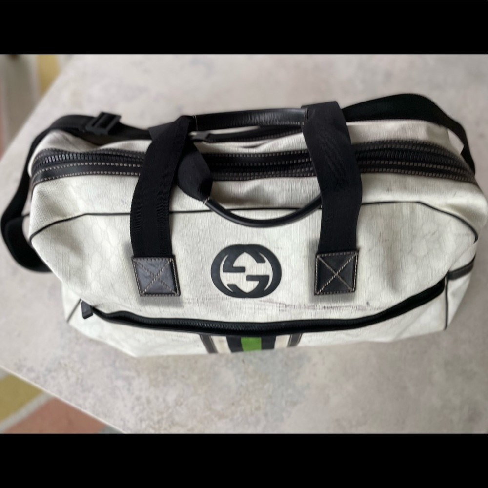 Gucci Original Cream Duffle Bag with Details in Black and Green